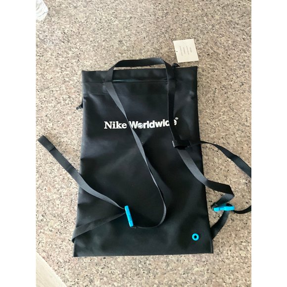 Nike Worldwide Utility Drawstring Backpack - Picture 5 of 12